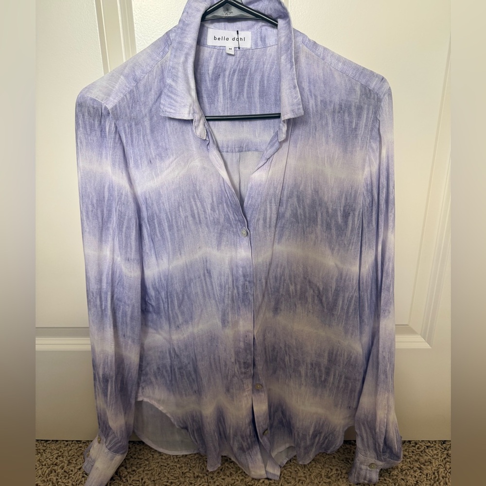 Light lavender and white  Bella Dahl blouse